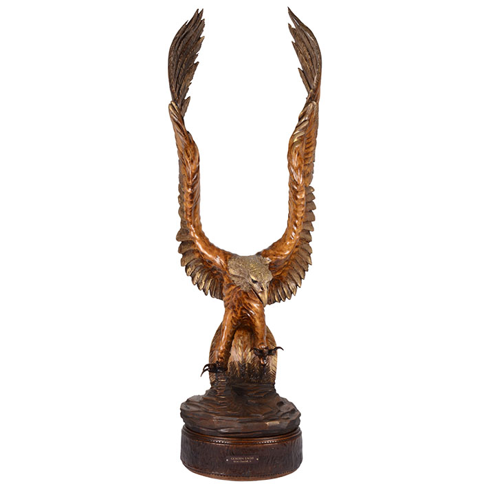 bald eagle figurine