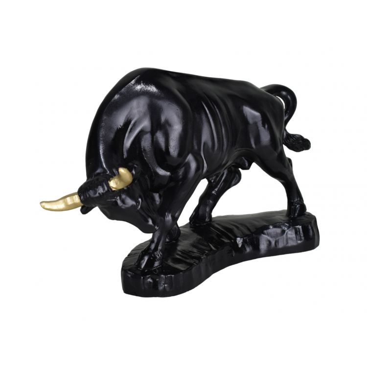 wild bull statue