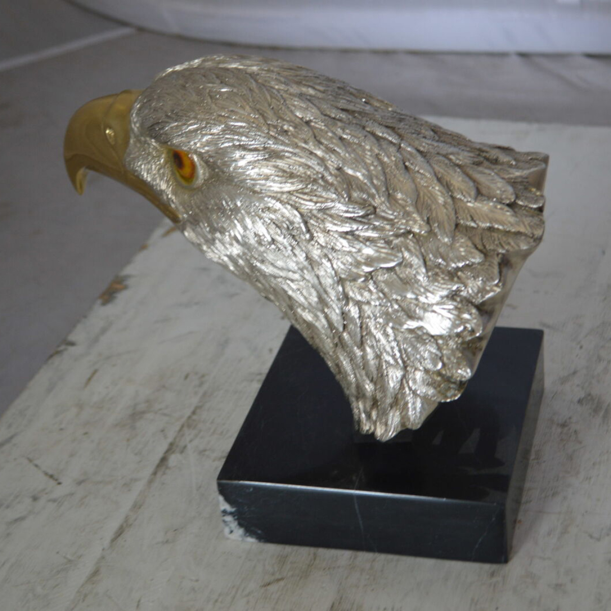 eagle head statues