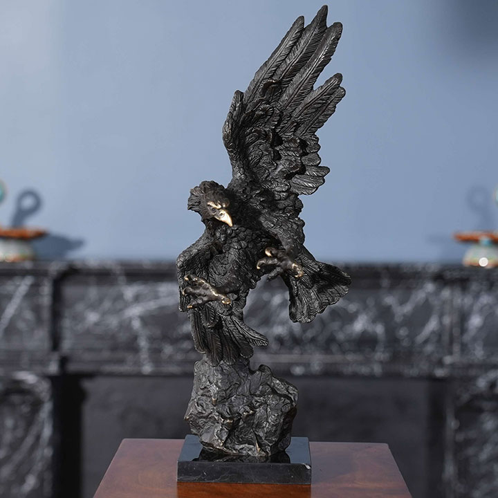 copper eagle statue