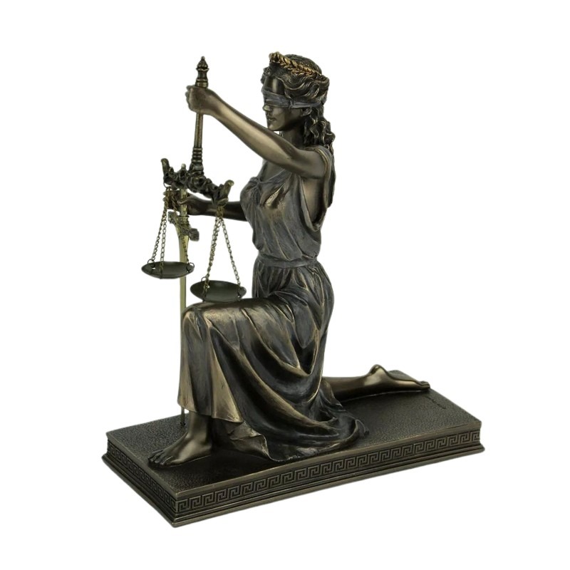 justice goddess statue