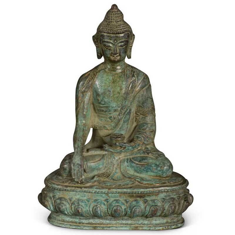 meditating buddha sculpture