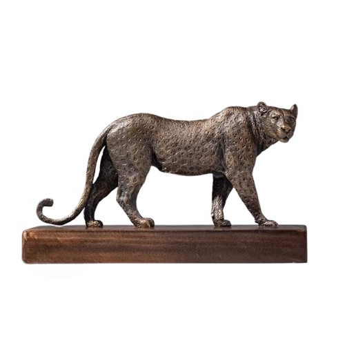 leopard bronze sculpture